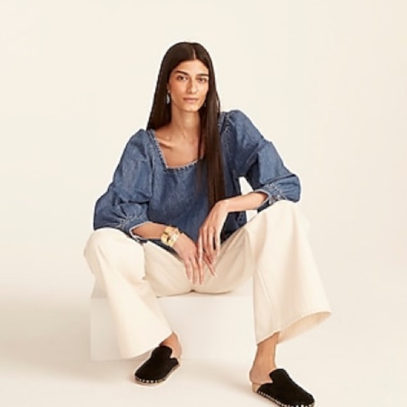 New with Tag: J Crew Squareneck Chambray Top. Size Medium - Picture 2 of 12